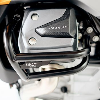 Moto Guzzi Stelvio クラッシュバー (2024 年以降)