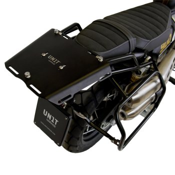 アトラス 44L ユニバーサル アルミニウム トップケース + リアキャリア（パッセンジャーハンドル付き）トライアンフ ストリートスクランブラー900（2026年以降モデル）