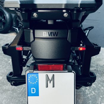 BMW インジケーター ADV Pro リア 3in1 (ペア)