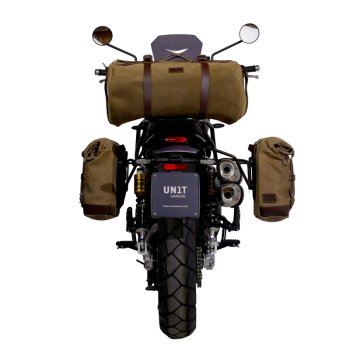 レザークラストバッグ 10L-14L + トライアンフ ストリートスクランブラー900（2026年以降）右フレーム