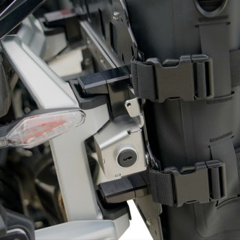 Khali TPUサイドバッグ 35L - 45L + 右側アルミプレート BMW R1300GS ADV