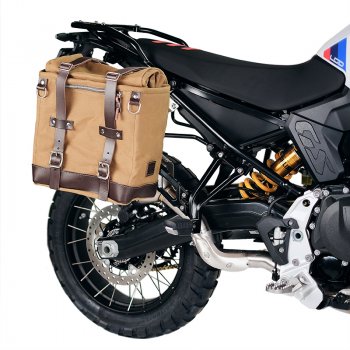 キャンバス22L-30Lのスクラムパニエ + BMW F900GS フレーム右