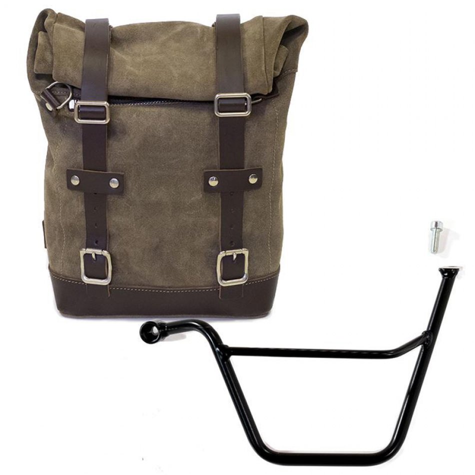 スプリットレザーのサイドバッグ+トライアンフスクランブラーフレーム