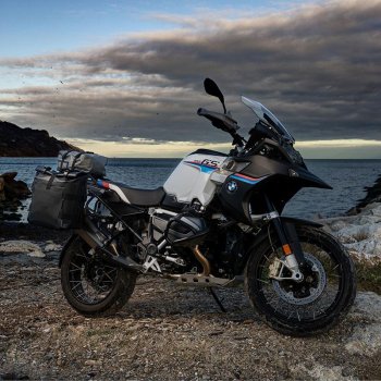 キャンバスバッグ