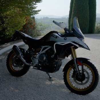 カポノルド製フェアリング BMW F450GS
