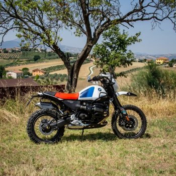 BMW R12 G/S ラジエーターサイドパネル