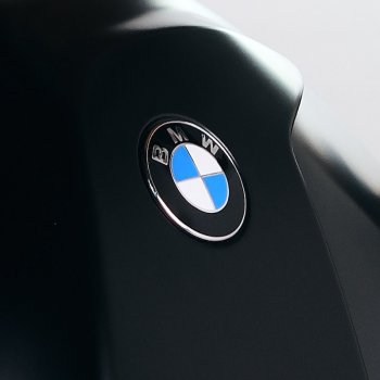 ユニットガレージステッカー