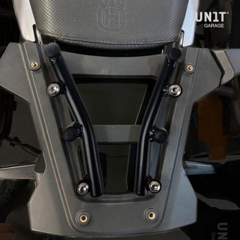 サポート付きアトラストップケース用KTMプレート