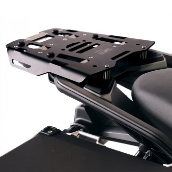 BMWオリジナルのトップケースプレート