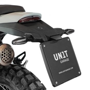 BMW R12-R12 NineT-R12 G/S 用隆起型ナンバープレートホルダー