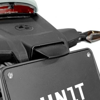 BMW R12-R12 NineT-R12 G/S 用隆起型ナンバープレートホルダー