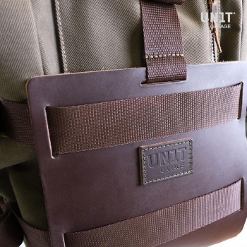 調節可能な革のフロント、クイックカップリングとフレームを備えたアルミニウムバッグホルダー