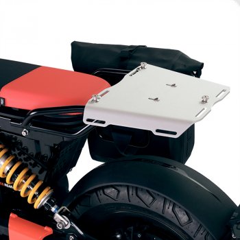 BMW CE 02 荷物ラック（乗客用ハンドル付き）