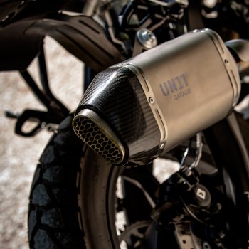 Unitgarage製エキゾーストシステム BMW F450GS