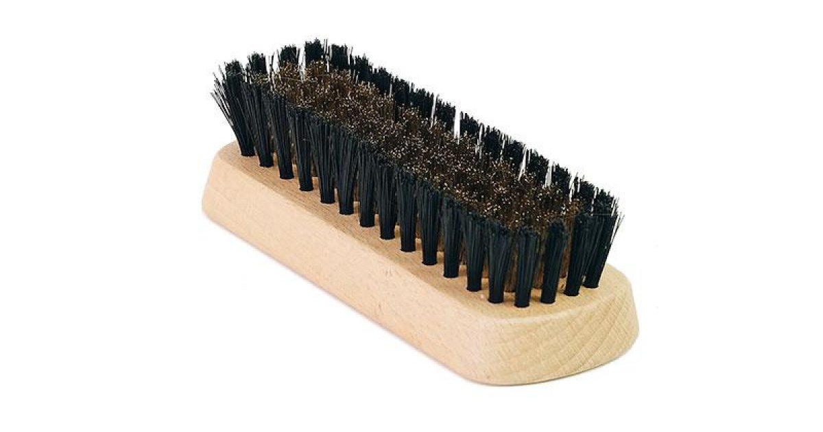 Motorex 真鍮ブラシ：バイクの金属部品の徹底洗浄